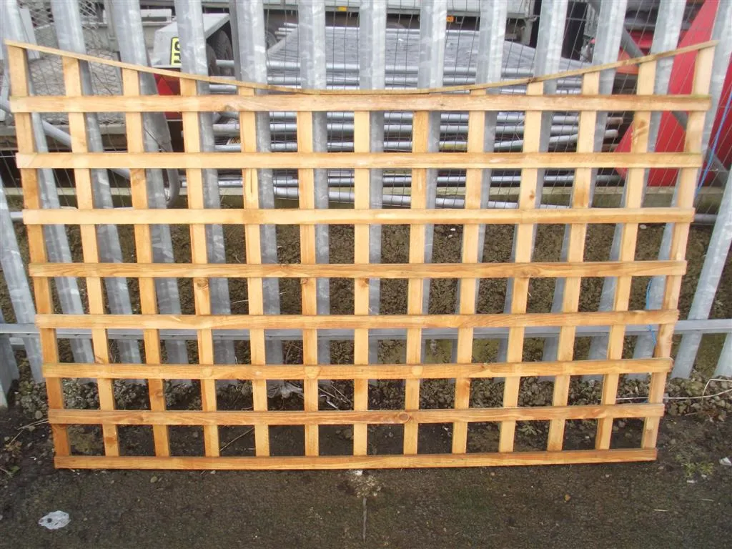 6' x 2' Crescent Trellis