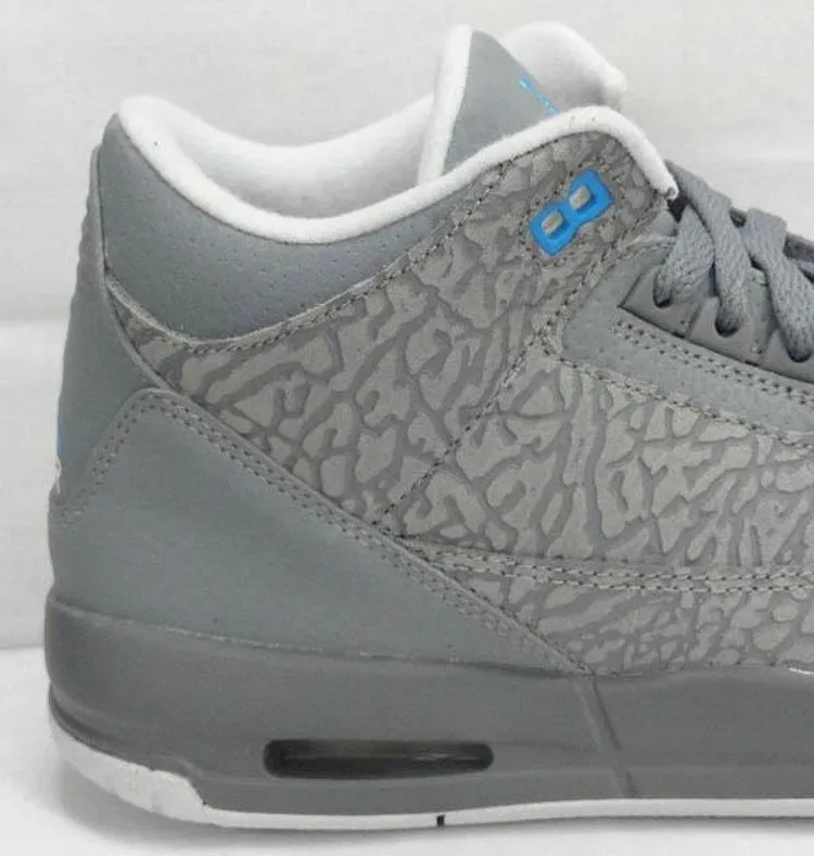 Air Jordan 3 Retro GS Cool Gray Blue Glow Sneakers, gray