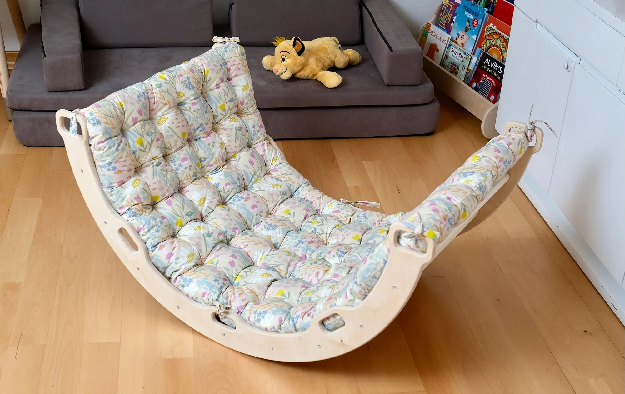 Arch - Rocker With Pillow Spring Pattern