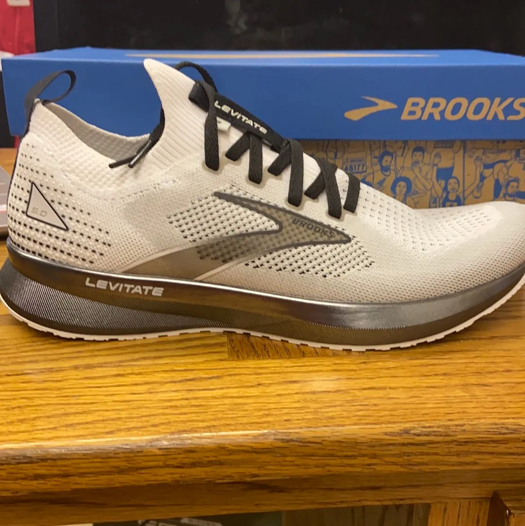 Brooks Levitate Stealthfit 5