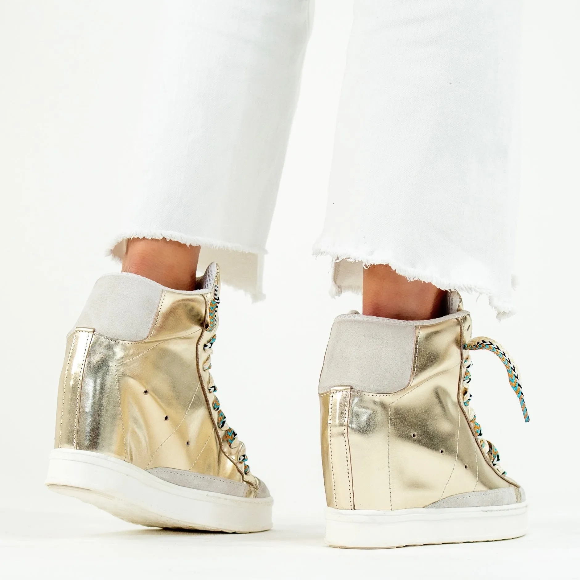 Fearless 2.0 Oro Wedge Sneaker