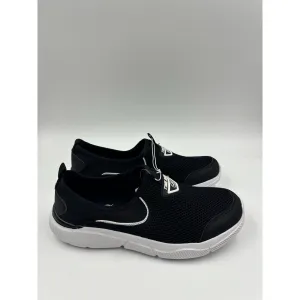 Men's Size 8, Black Slip-on Water Shoe with White Sole