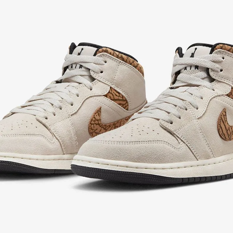 Nike Men's Air Jordan 1 Mid SE Shoes - Orewood Brown / British Tan / Metallic Gold