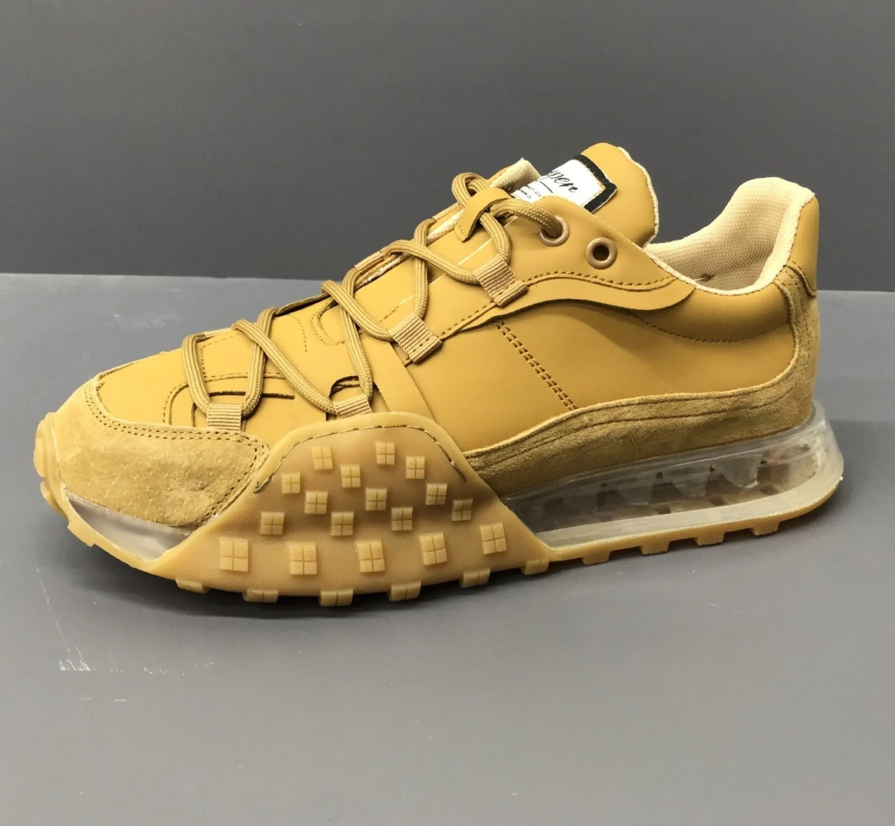 TEEK - Chunk Cushion Running Shoes