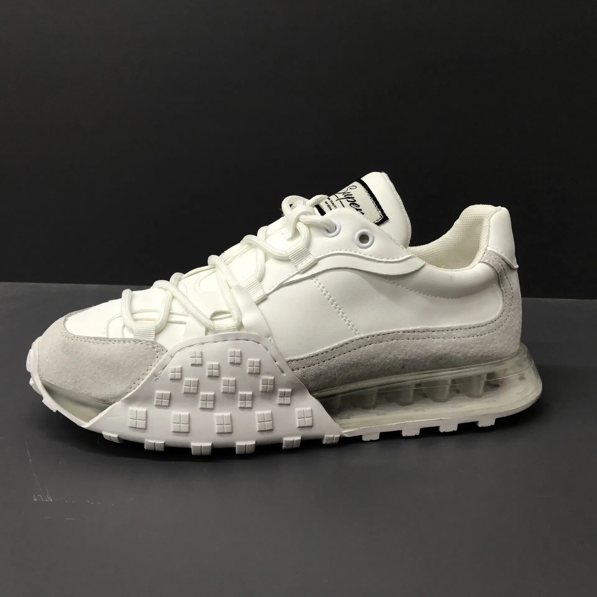 TEEK - Chunk Cushion Running Shoes